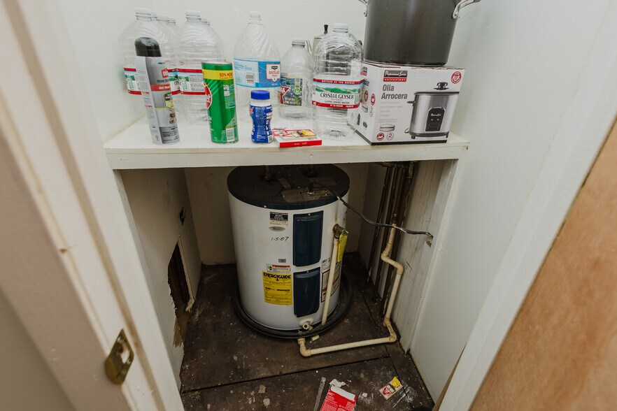 More Photos Of 401 E Avenue A, Hutchinson Apartments For Sale