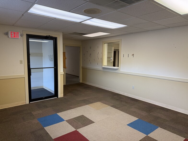 More Photos Of 3701 Perkiomen Ave, Reading Medical For Sale