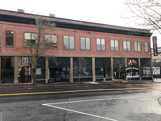 More Photos Of 701-705 Main St, Vancouver Office For Lease
