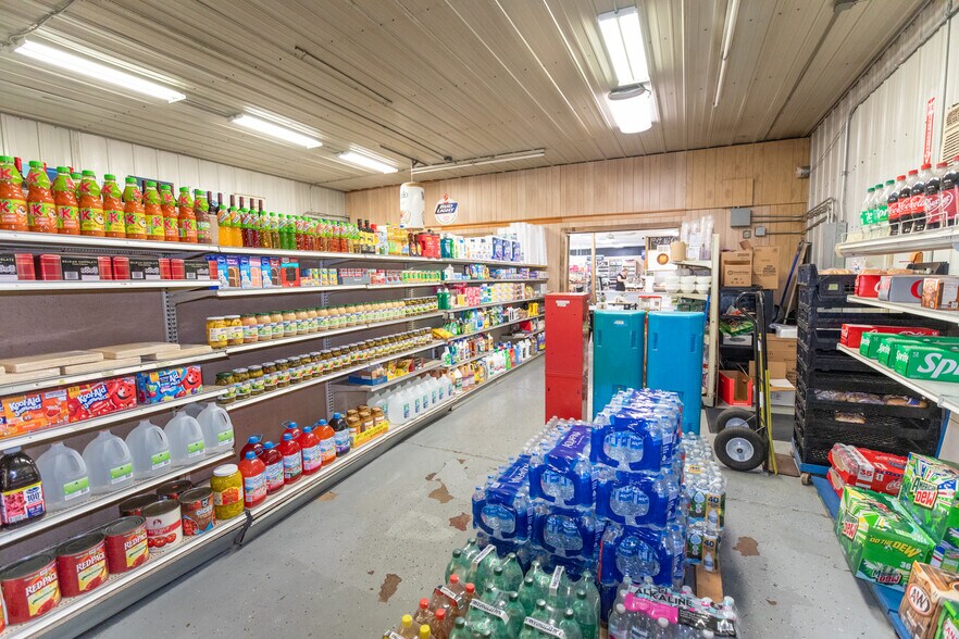 More Photos Of 8995 S US Highway 35, Monterey General Retail For Sale