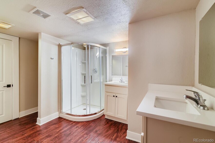 More Photos Of 1602 11th Ave, Greeley Sorority Fraternity House For Sale