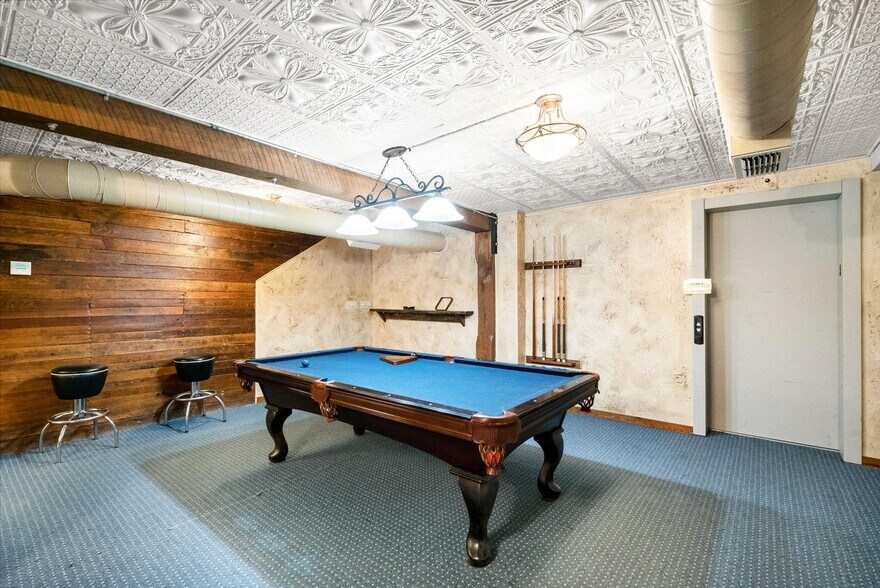 More Photos Of 100 N Texas St, De Leon Storefront Retail Office For Sale