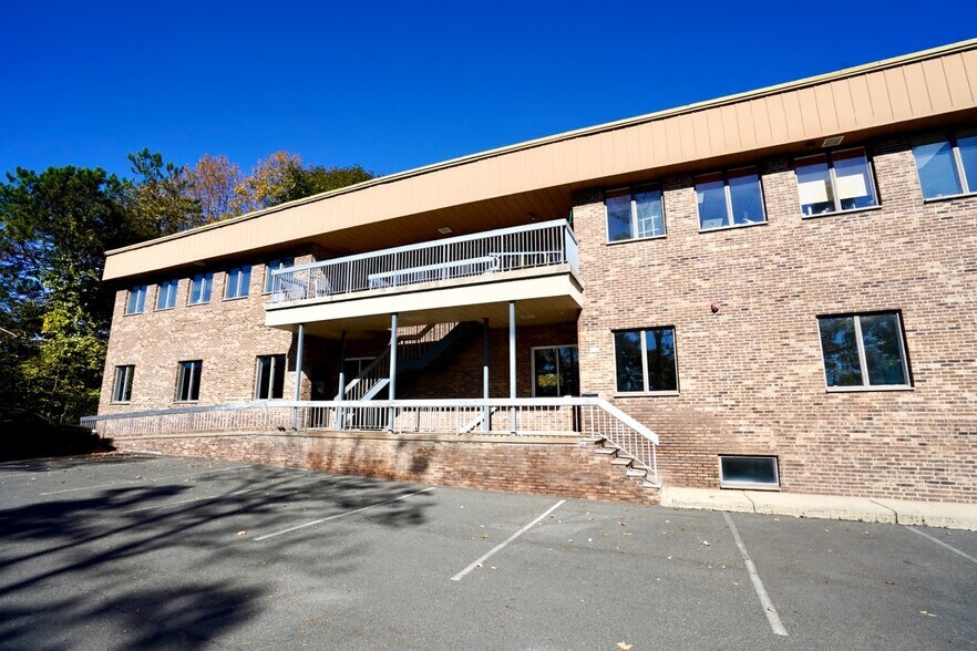 More Photos Of 29 Church St, Ramsey Office For Sale