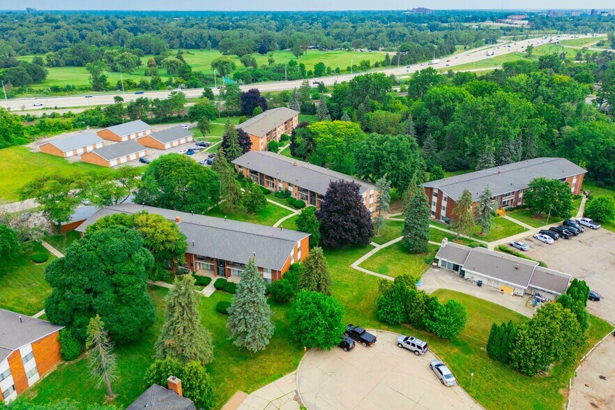 More Photos Of 3651 Balfour Ct, Flint Multifamily For Sale