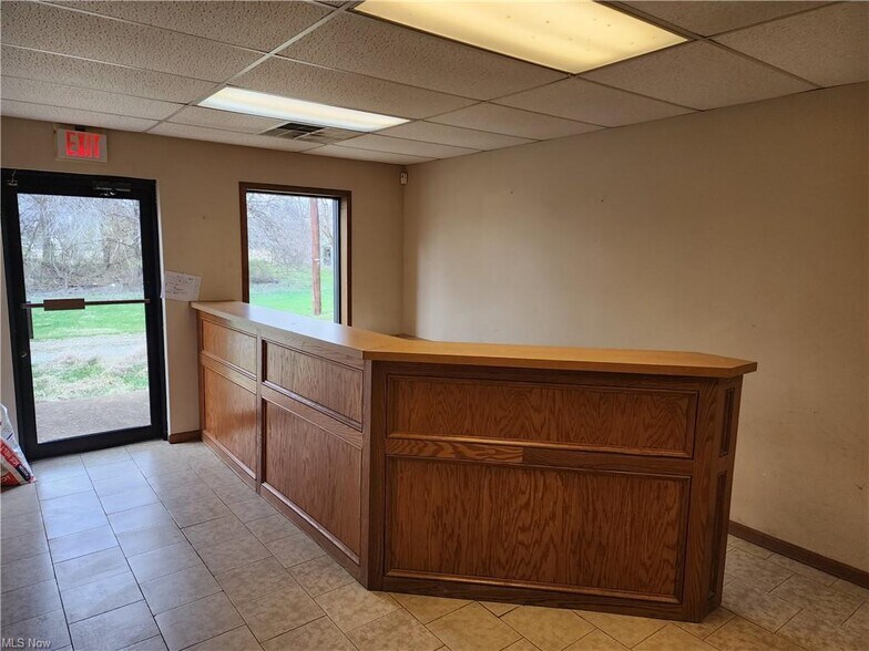 More Photos Of 2055 Greif Rd, Zanesville Warehouse For Lease