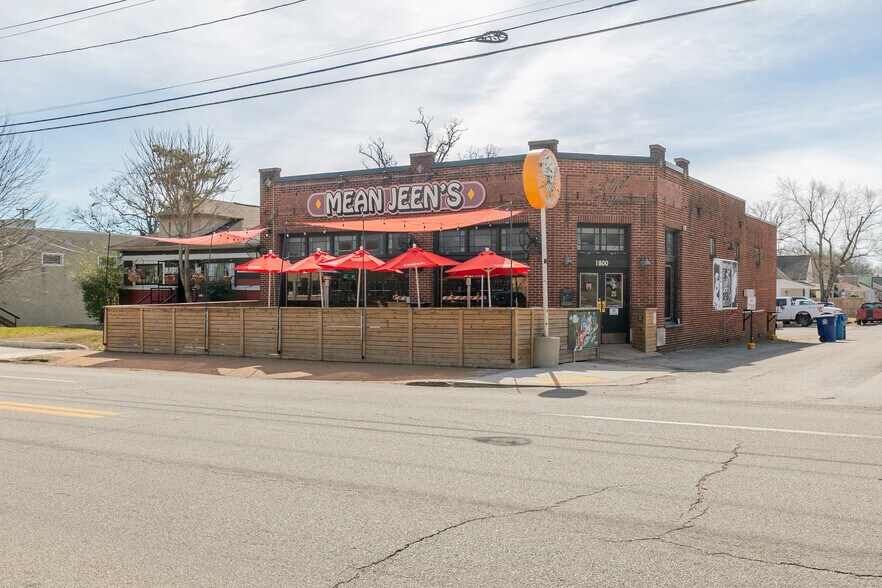 Primary Photo Of 1804 E Main St, Chattanooga General Retail For Sale