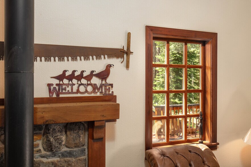 More Photos Of 320 Independence Lake Rd, Sierraville Lodge Meeting Hall For Sale