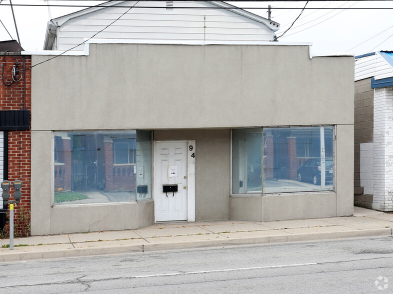 94 Kenilworth Ave N, Hamilton, ON L8H 4R8 - Storefront Retail ...