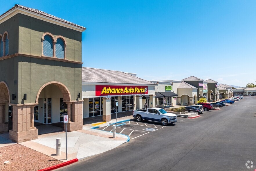 More Photos Of 4604-4798 W Sahara Ave, Las Vegas Unknown For Lease