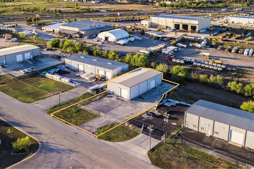 Primary Photo Of 5291 Industrial Way, Buda Warehouse For Lease