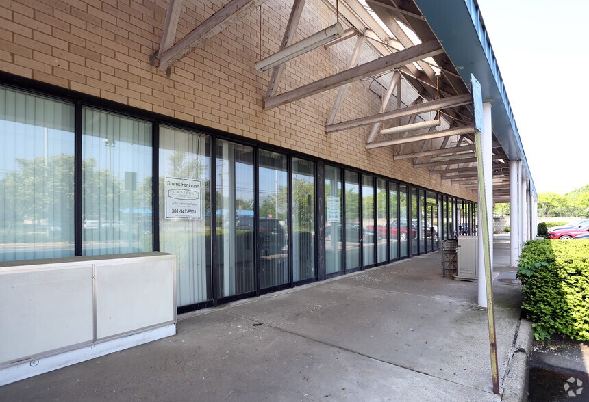 More Photos Of 11123-11139 Lee Hwy, Fairfax Freestanding For Lease