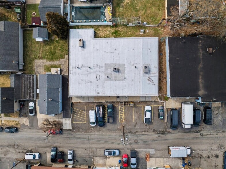 More Photos Of 17 Vreeland St, Lodi Office For Sale