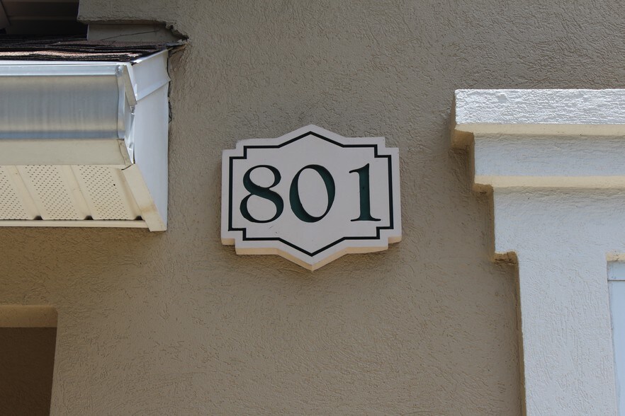 More Photos Of 12627 San Jose Blvd, Jacksonville Medical For Lease