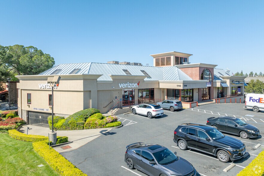 More Photos Of 1740 Arden Way, Sacramento General Retail For Lease