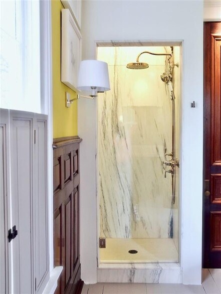 More Photos Of 415 Main St, Arrow Rock Specialty For Sale