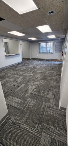 More Photos Of 424 Wentz St, Tiffin Storefront Retail Office For Lease