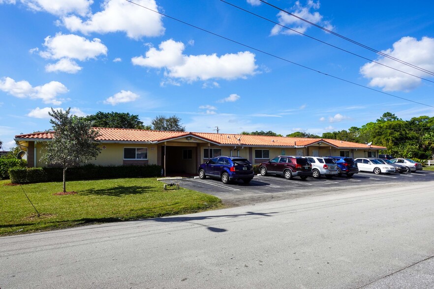 More Photos Of 8430 NW 40th St, Coral Springs Apartments For Sale