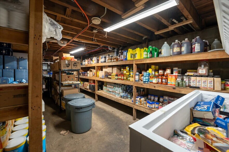 More Photos Of 217-219 Frelinghuysen Ave, Newark General Retail For Sale