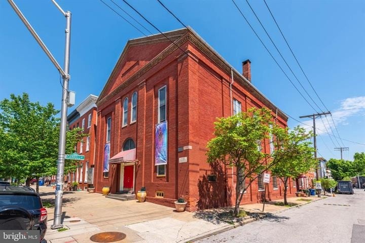 More Photos Of 527 Scott St, Baltimore Religious Facility For Sale