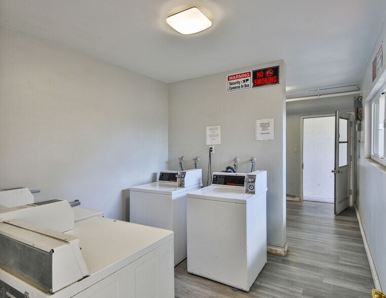 More Photos Of 14521 Clark St, Baldwin Park Apartments For Sale