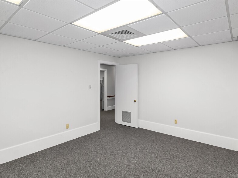 More Photos Of 624 W Main St, Sylva Bank For Sale