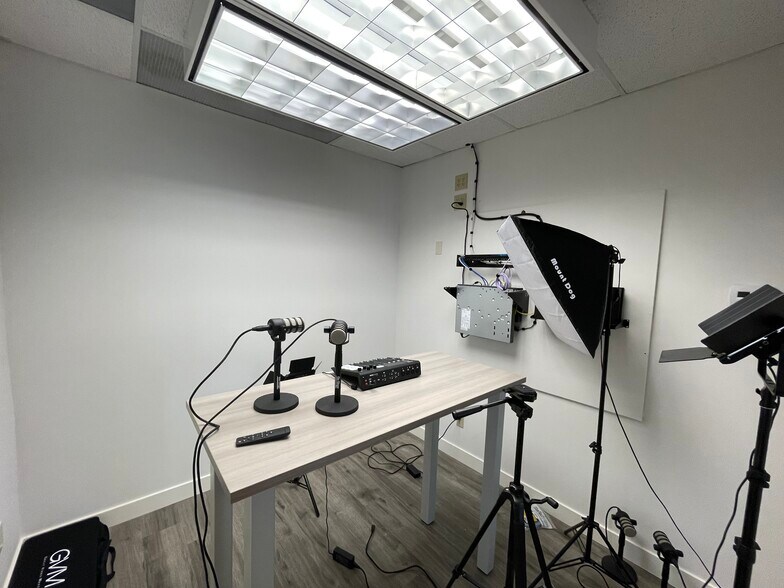 More Photos Of 2660 Superior Dr NW, Rochester Office For Sale