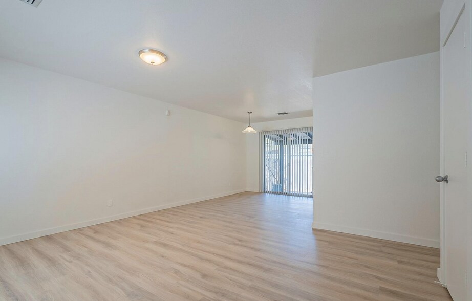 More Photos Of 816 E 10th St, Tucson Apartments For Sale