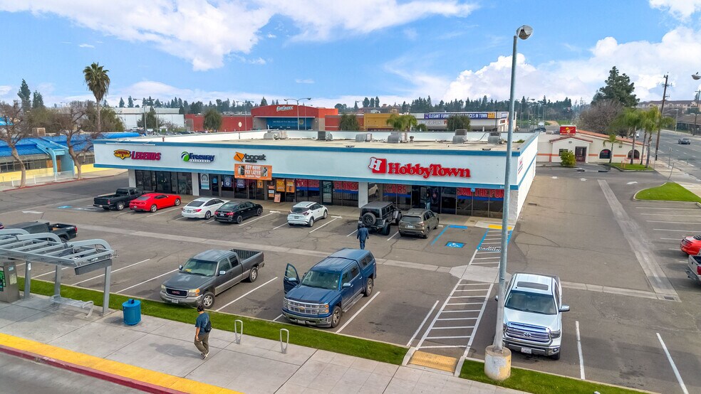 More Photos Of 5418-5422 N Blackstone Ave, Fresno Freestanding For Sale