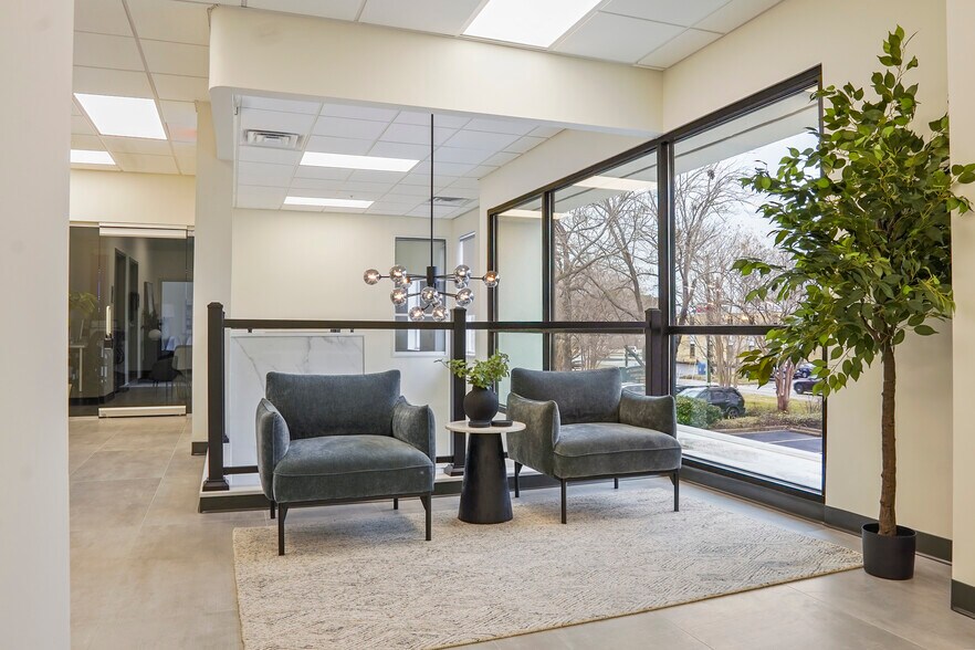 More Photos Of 123 S Lynnhaven Rd, Virginia Beach Office For Lease