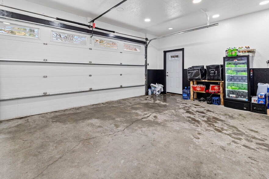 More Photos Of 18 Mckabe Rd, Colton Storefront Retail Residential For Sale