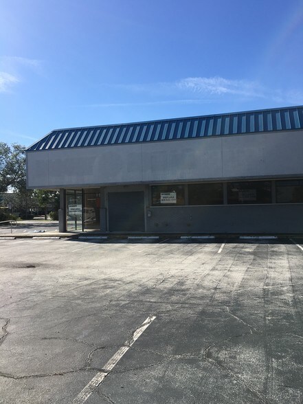 More Photos Of 725 S US Highway 1, Fort Pierce Freestanding For Lease