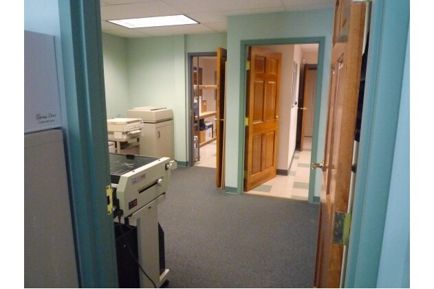 More Photos Of 124 Dorchester Sq, Westerville Office For Sale