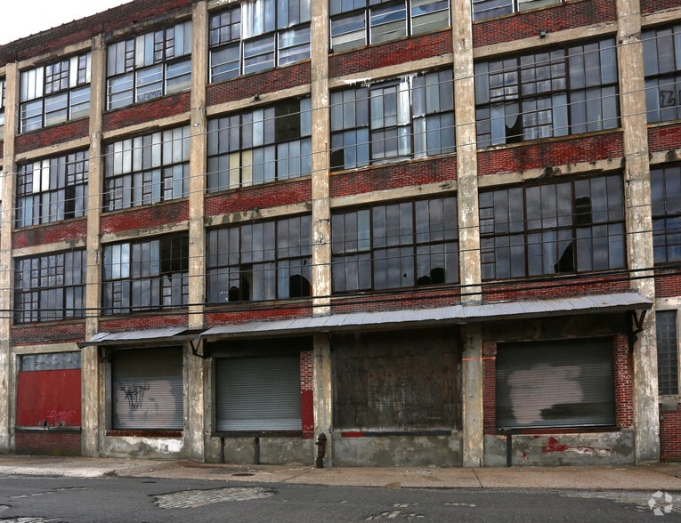 More Photos Of 1600 Mickle St, Camden Manufacturing For Sale
