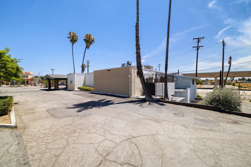 More Photos Of 10478 Valley Blvd, El Monte Restaurant For Sale