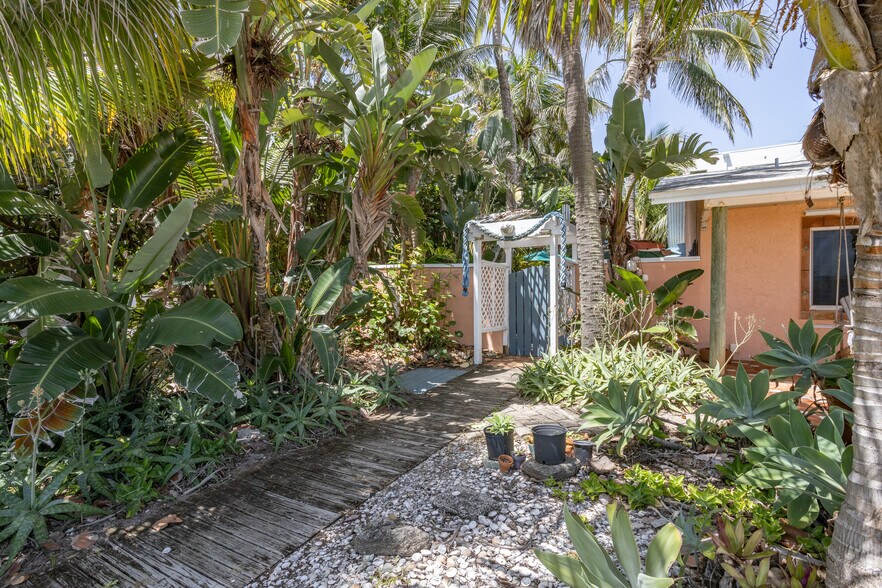 More Photos Of 312 Wavecrest Ave, Indialantic Multifamily For Sale