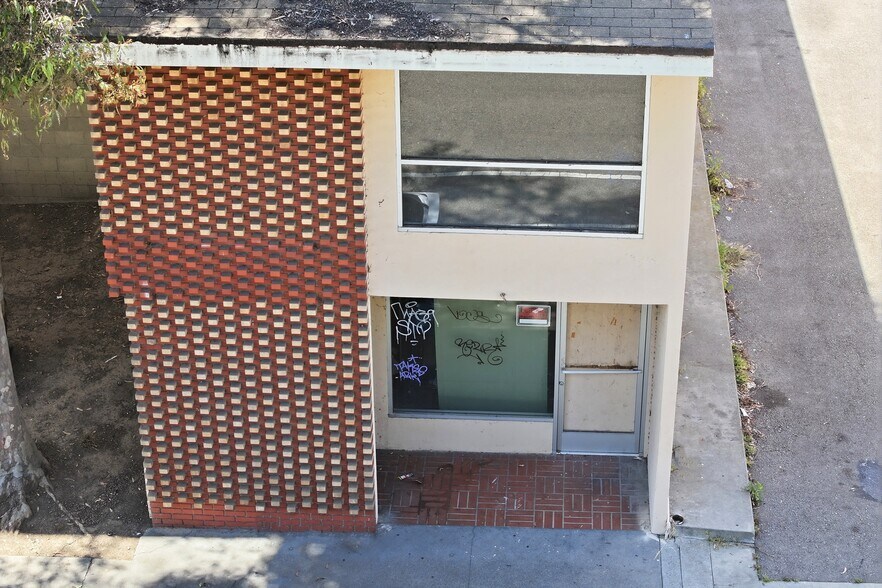 More Photos Of , Inglewood Office For Sale