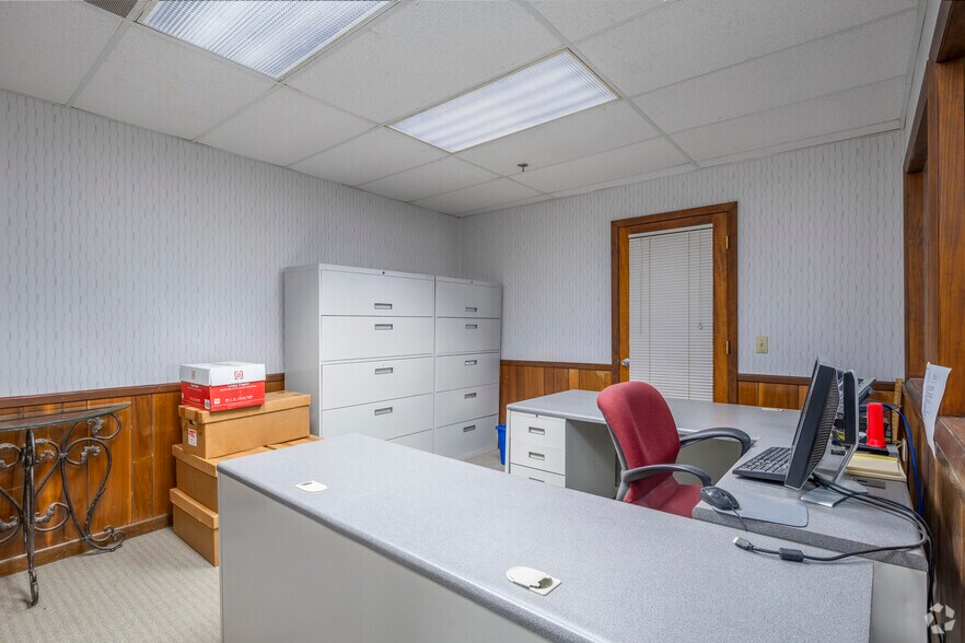 More Photos Of 1010-1012 Broughton St, Orangeburg Freestanding For Sale