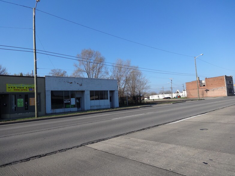 More Photos Of 27341-27377 Michigan Ave, Inkster Land For Lease