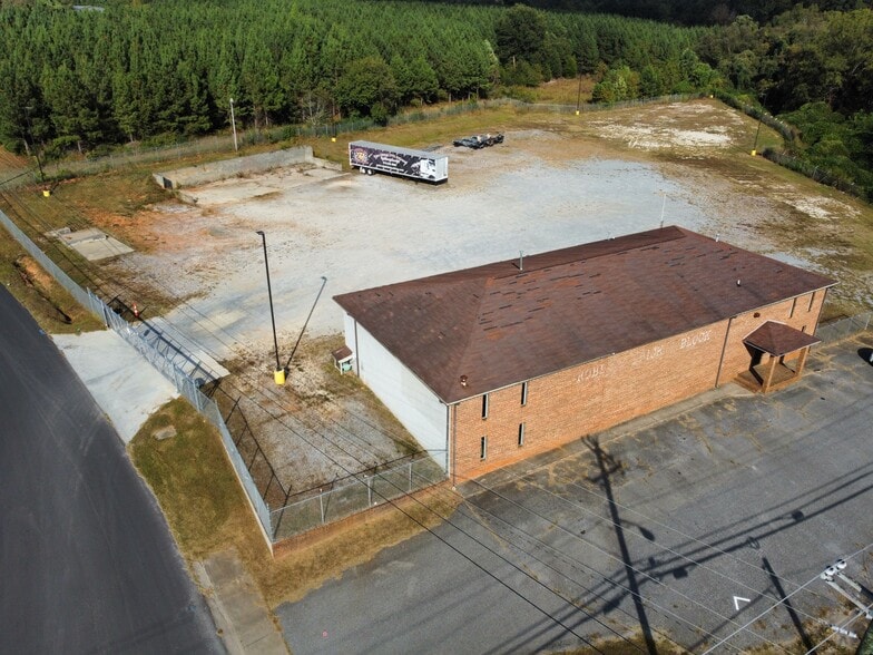 More Photos Of 354 Hyatt St, Gaffney Distribution For Lease