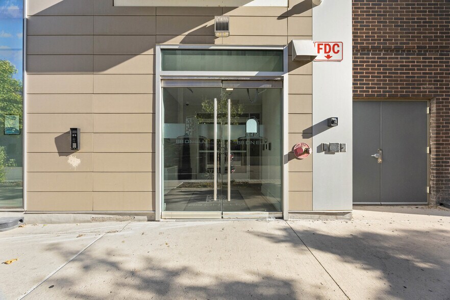 More Photos Of 88-94 Elm St, Rochester Office Residential For Lease