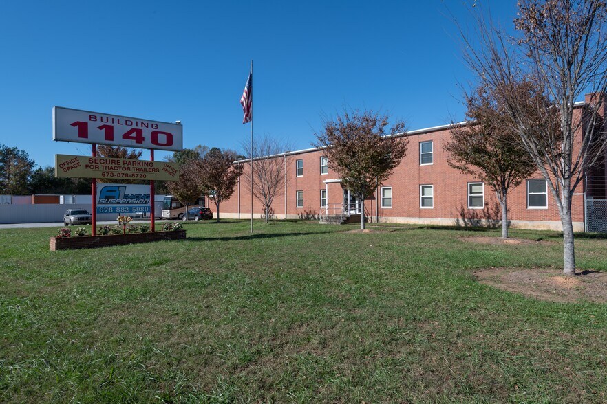 More Photos Of 1140 S River Industrial Blvd SE, Atlanta Truck Terminal For Lease