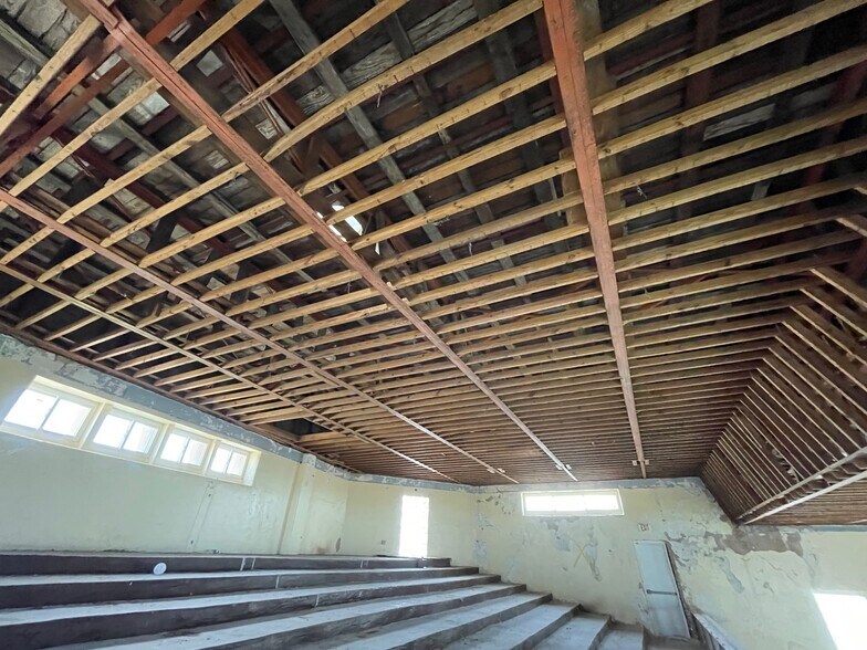 More Photos Of 2400 Delachaise St, New Orleans Specialty For Sale