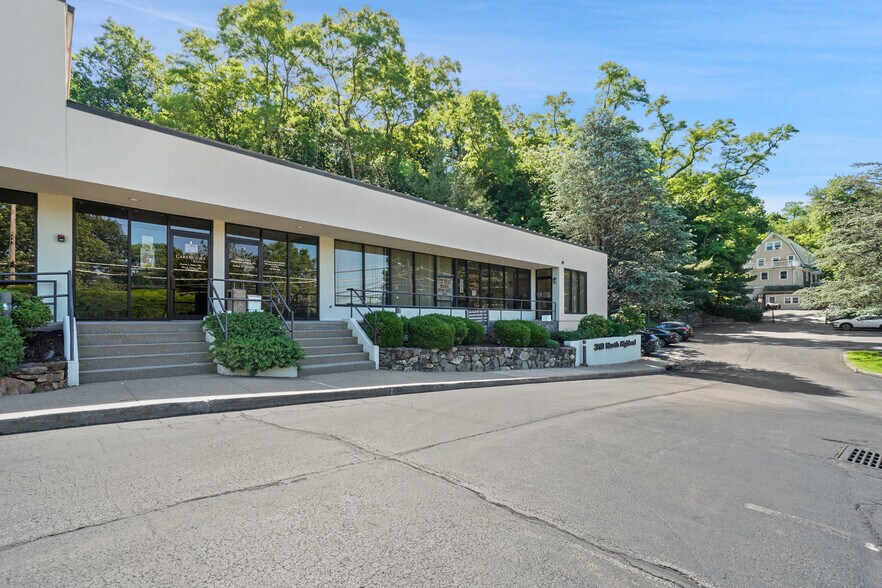 More Photos Of 310 N Highland Ave, Ossining Medical For Lease