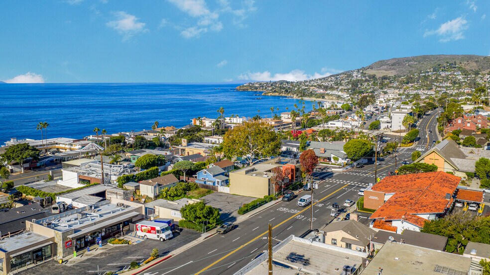 More Photos Of 801 Glenneyre St, Laguna Beach Office For Sale