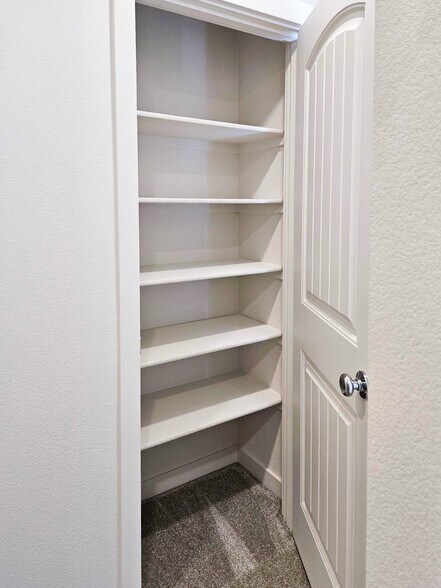 More Photos Of 2195 Audubon Ave SE, Salem Apartments For Sale