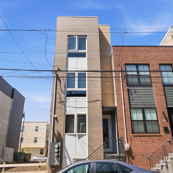 Primary Photo Of 2010 N 8th St, Philadelphia Apartments For Sale