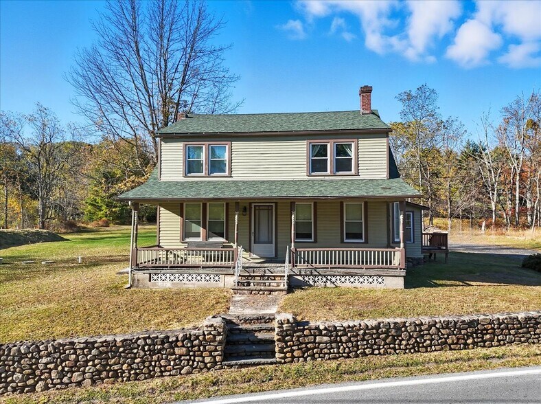 More Photos Of 221 Upper Swiftwater Rd, Cresco Apartments For Sale