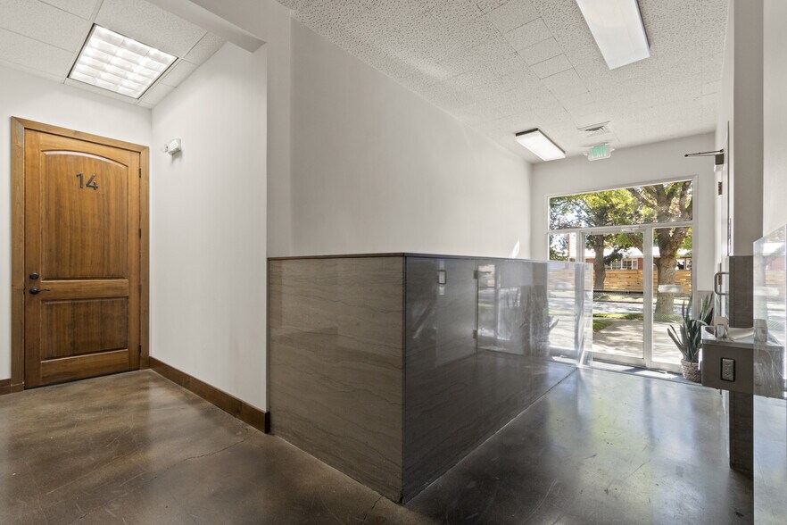 More Photos Of 623 E Wallace Ave, Coeur d'Alene Office For Sale