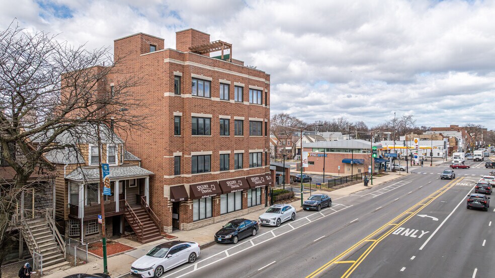 More Photos Of 3540 N Ashland Ave, Chicago Apartments For Lease