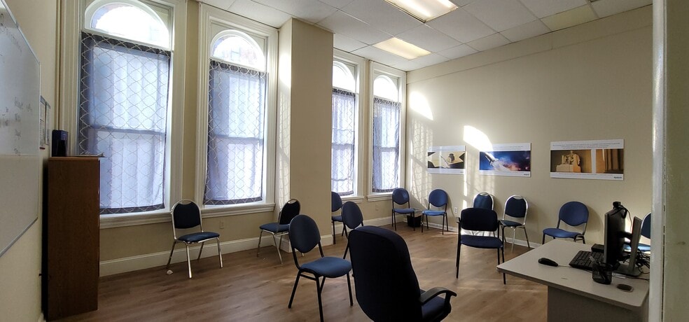 More Photos Of 501 Penn St, Reading Office For Sale